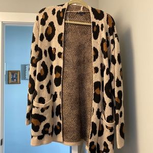 Oversized Cheetah Cardigan - size M